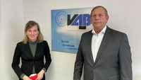 Parlamentarische Staatsekretärin Siemtje Möller zu Besuch beim VAB